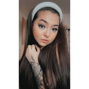 Meet your Posher, Kimberly